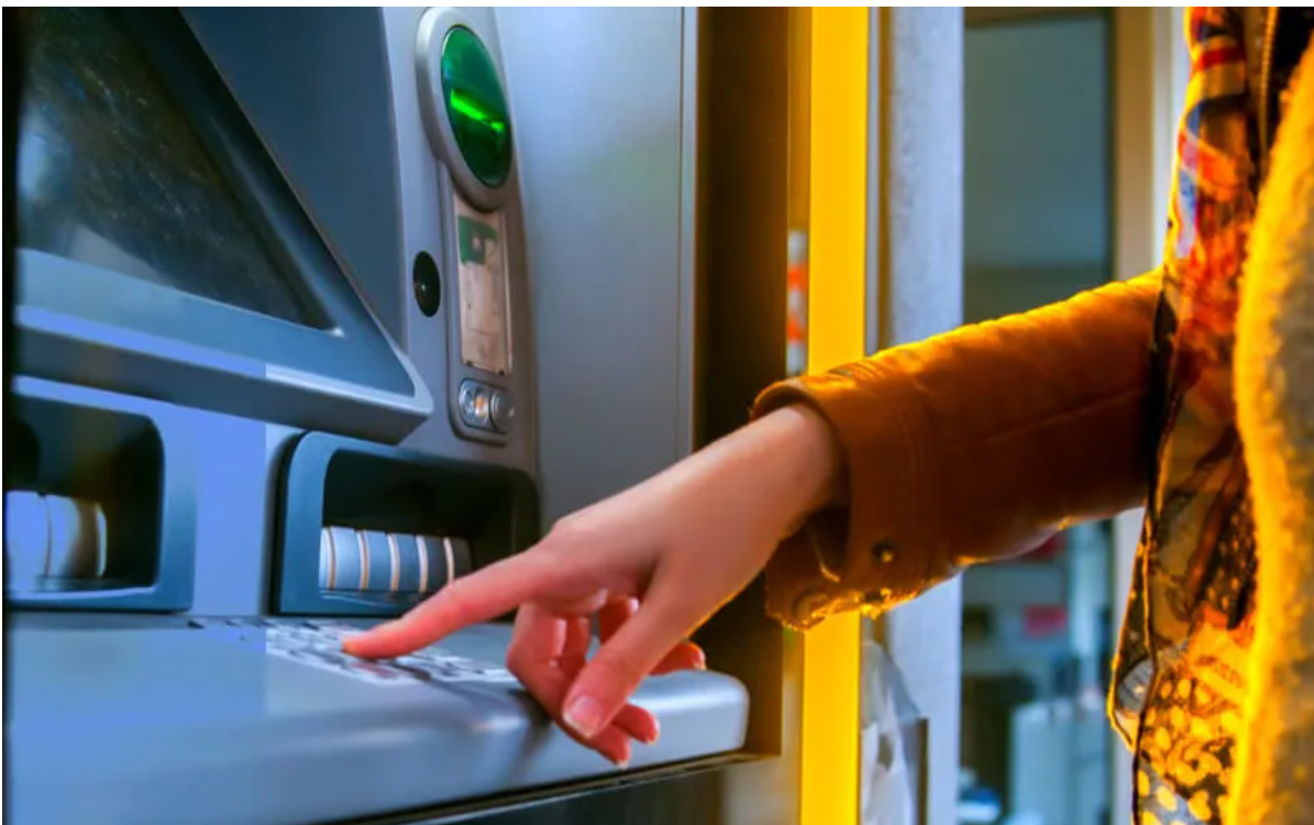 ATM Là Viết Tắt Của Từ Gì? – Giải Đáp